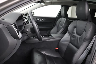 Volvo V60 Volvo V60 2.0 T6 Recharge AWD Business Pro | Panoramadak |  Head-Up | Leder | 360 camera | Stoel & stuurverwarming | Harman/Kardon | Keyless | Full LED | Carplay | Navigatie - afbeelding nr 5