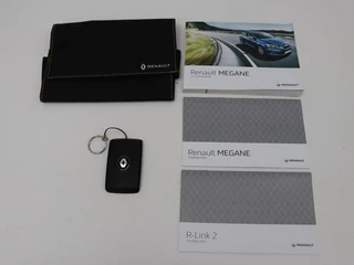 Renault Mégane Renault Mégane 1.3 TCe Bose | Camera | Keyless | Carplay |  Navigatie | Sfeerverlichting | Cruise Control | Climate control | Dodehoek detectie - afbeelding nr 11