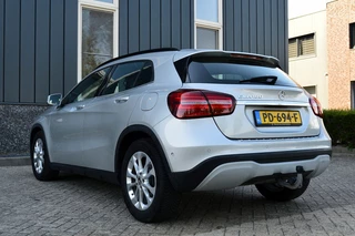 Mercedes-Benz GLA Rijklaarprijs-Garantie Navigatie Airco Trekhaak Sport Interieur Camrera - afbeelding nr 3