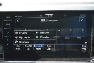 Volkswagen Polo | Nieuwstaat | Open dak | Virtual cockpit | Camera | Keyless | Carplay | Stoelverw | IQ Light - afbeelding nr 53