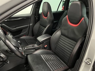 Škoda Octavia Škoda Octavia Combi 2.0 TDI RS /184PK / AUTOMAAT / LEDER / PANODAK / Trekh. 1600KG. - afbeelding nr 9