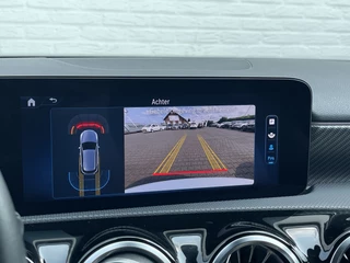 Mercedes-Benz A-Klasse Mercedes-Benz A-Klasse 180 Luxury Line | Facelift | Pano | Ambiente | Camera | CarPlay | LED | Keyless | DAB+ - afbeelding nr 24