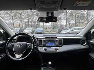 Toyota RAV4 Trekhaak, navigatie, automatische achterklep , All-in Rijklaarprijs - afbeelding nr 17