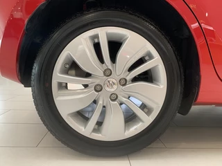 Suzuki Swift Suzuki Swift 1.2 Comfort Smart Hybride [LEASE €289,- | Airco | Lichtmetaal | - afbeelding nr 23