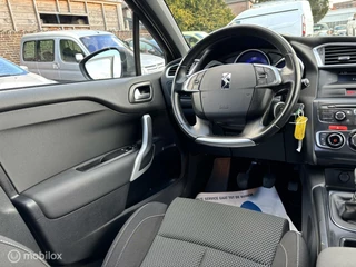 Citroën DS4 Citroen DS4 1.2 PureTech Business  37.666 km! Auto is nieuw! - afbeelding nr 10