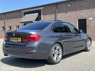 BMW 3 Serie BMW 3-serie 320d EDE Edition Sport Line Shadow High Exe Dak 1e Eigenaar - afbeelding nr 2