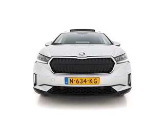 Škoda Enyaq iV (INCL-BTW) *PANO | FULL-LEATHER | ADAPT.CRUISE | HEAD-UP | MEMORY-PACK | FULL-LED | DIGI-COCKPIT | BLIND-SPOT | NAVI-FULLMAP | KEYLESS | CAMERA | SPORT-SEATS | KEYLESS | AMBIENT-LIGHT - afbeelding nr 2