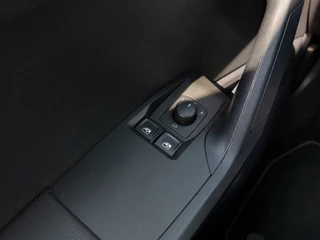 SEAT Ibiza 1.0 TSI Style Upgrade Professional Winter-Pack | Navi | Bluetooth Carkit+Streaming | Clima | Cruise | Pdc | Licht+Regensensor | Stoelverwarming | 16''lm - afbeelding nr 22