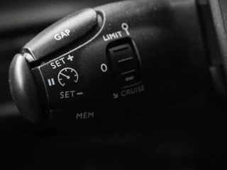 Citroën C5 Aircross Citroen C5 Aircross 1.6 Plug in Hybrid Business Plus |  Adaptive cruise | Carplay | Half leder | Keyless | Camera | Full LED | Dodehoek detectie | Navigatie - afbeelding nr 14
