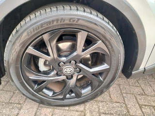 Toyota C-HR Toyota C-HR 1.8 Hybrid Black Edition - afbeelding nr 9