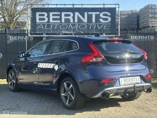 Volvo V40 Volvo V40 D4|Navigatie|Bluetooth|Parkeersensoren|Digitaal instrumentenpaneel - afbeelding nr 9