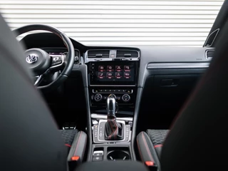 Volkswagen Golf Volkswagen Golf 2.0 TSI GTI Performance Pano Alcantara VOL!! - afbeelding nr 31