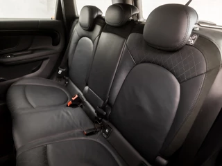 MINI Countryman 192Pk Automaat (GROOT NAVI, CLIMATE, LEDER, STOELVERWARMING, SPORTSTOELEN, LED KOPLAMPEN, ZWART HEMEL, CRUISE, NIEUWE APK, NIEUWSTAAT) - afbeelding nr 15