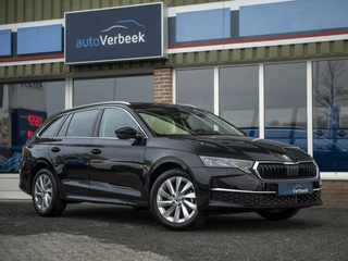 Škoda Octavia Škoda Octavia Combi 1.5 TSI MHEV Business Edition Plus | Matrix LED | Lounge Interieur | Chrome pakket | Stoel-, Stuur- & voorruitverwarming | Navi 13inch | Wireless App-connect | El. achterklep m.sensor | ACC | Winterpakket - afbeelding nr 6