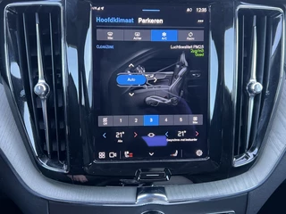 Volvo XC60 Navigatie Panoramadak Pilot Assist ACC DAB Google 19 Inch Velgen Harman Kardon  360 Camera Elek Stoelen Stoel + Stuurverwarming NL Auto Vol Model 2022 Plug-in hybrid - afbeelding nr 17