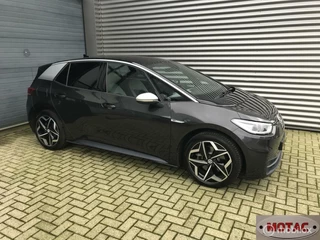 Volkswagen ID.3 Volkswagen ID.3 First Plus 58 kWh - afbeelding nr 1