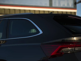 Škoda Octavia Škoda Octavia Combi 1.5 TSI MHEV Business Edition Plus | Matrix LED | Lounge Interieur | Chrome pakket | Stoel-, Stuur- & voorruitverwarming | Navi 13inch | Wireless App-connect | El. achterklep m.sensor | ACC - afbeelding nr 38