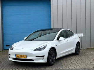 Tesla Model 3 - 15996403-0