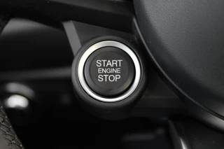 Alfa Romeo Tonale Alfa Romeo Tonale 1.5T 160PK AUTOMAAT Hybrid Ti | NIEUWE AUTO! | ELEKTRISCH BEDIENBARE VOORSTOELEN MET GEHEUGENFUNCTIE | HARMAN EN KARDON AUDIO | FULL LED KOPLAMPEN | 18