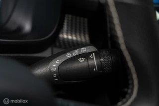 Volvo XC40 Volvo XC40 1.5 T5 Twin Engine R-Design|PANO|H&K|LED|CAMERA|LEDER - afbeelding nr 36