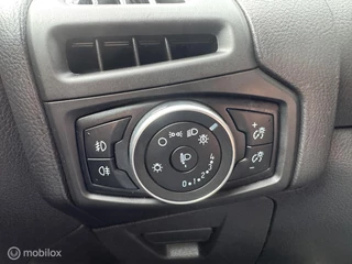 Ford Focus Ford Focus Wagon 1.0 Trend / Automaat / Keyless / Navigatie / etc - afbeelding nr 32