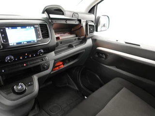 Opel Vivaro Opel Vivaro 145pk Automaat L3H1 Dubbele cabine 6-zits Navigatie Camera Trekhaak Apple carplay Parkeersensoren Cruise control - afbeelding nr 20