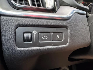 Volvo XC60 Volvo XC60 2.0 Recharge T6 AWD Business Pro Airco/Automaat/Stoelverw./Camera - afbeelding nr 18