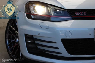 Volkswagen Golf Volkswagen Golf 2.0 TSI GTI Performance I PANO I LED - afbeelding nr 5