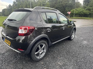 Dacia Sandero Dacia Sandero 0.9 TCe Lauréate, 17 inch nieuwe velgen en banden - afbeelding nr 6
