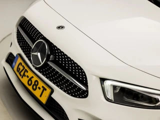 Mercedes-Benz A-Klasse 218Pk Automaat (SCHUIFDAK, GROOT NAVI, SFEERVERLICHTING, MEMORY SEATS, BURMESTER, CAMERA, LEDER/ALCANTARA, WIDE SCREEN, STOELVERWARMING, NIEUWE APK, NIEUWSTAAT) - afbeelding nr 43