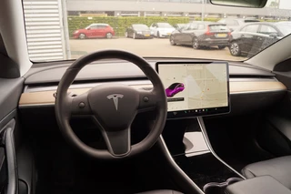 Tesla Model 3 - afbeelding nr 10