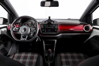 Volkswagen up! Volkswagen up! 1.0 TSI GTI 116 PK | Cruise | PDC | Camera | ECC | Beats Audio | DAB | LM 17
