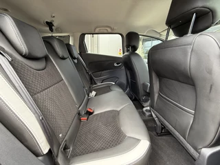 Renault Clio Renault Clio Estate 1.2 TCe Bose Automaat/Led/Navigatie/Cruise/Trekhaak/Camera/R-Link - afbeelding nr 27