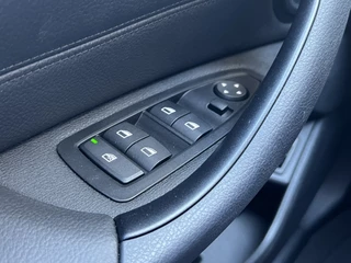 BMW X1 Panoramadak Navi Prof Leer Head Up Camera DAB Stoelverwarming Led Koplampen  NL Auto - afbeelding nr 25