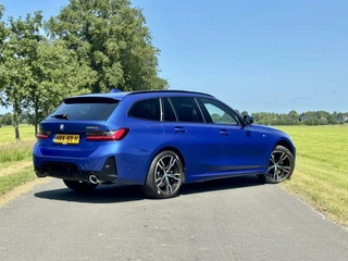 BMW 3 Serie BMW 330e Touring xDrive M-Sport|Driv. Ass. Prof|Pano|H&K|Head up|Zeer compleet|Topstaat! - afbeelding nr 2