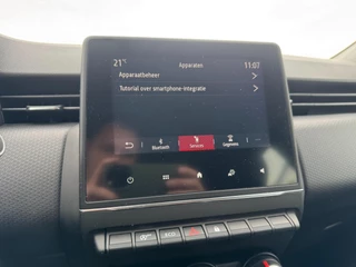 Renault Clio Renault Clio 1.0 TCe Zen NL AUTO / 4-SEIZOENENBANDEN / NAVI / CRUISE / PARKEERSENSOREN ACHTER / CARPLAY - afbeelding nr 24