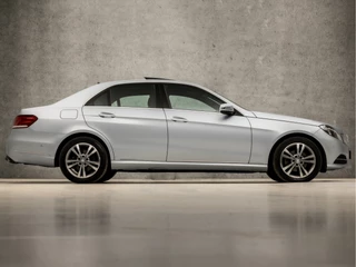 Mercedes-Benz E-Klasse 184Pk Automaat (PANORAMADAK, NAVIGATIE, CLIMATE, LEDER, STOELVERWARMING, SPORTSTOELEN, PARKEERSENSOREN, ZWART HEMEL, NIEUWE APK, NIEUWSTAAT) - afbeelding nr 4