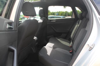 Volkswagen Polo Volkswagen Polo 1.0 TSI Highline 3x R-line / Full option! / Panoramadak / Camera / Virtual Cockpit / Keyless / 17'' / Dynaudio / Winterpakket / LED Koplampen / Navigatie / DAB / ACC - afbeelding nr 12