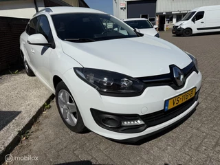 Renault Mégane Renault Mégane 1.5 dCi Expression S&S | Navi | Airco | Euro6 | PDC | Trekhaak - afbeelding nr 3
