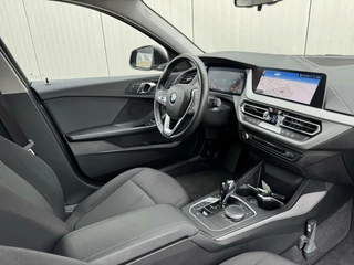 BMW 1 Serie BMW 1-serie 118i Executive Edition|NL-Auto|Navi|LED - afbeelding nr 4