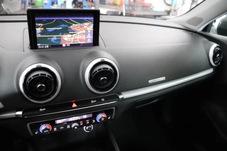 Audi A3 getuned, Wegklapbare trekhaak, goed onderhouden. - afbeelding nr 16