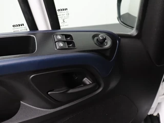 Iveco Daily Iveco Daily 35S14 Hi-Matic Automaat Open Laadbak 4,40 Meter | 3500Kg Trekhaak | Airco | Cruise | 3-Persoons - afbeelding nr 8