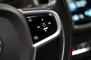 Volvo XC90 Volvo XC90 2.0 T8 Recharge AWD R-Design 7Pers|Pano|Memory|Trekhaak - afbeelding nr 18