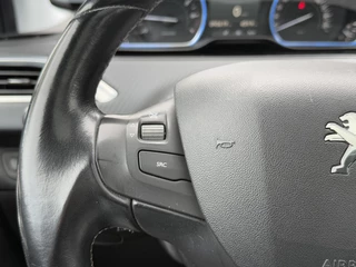 Peugeot 2008 Peugeot 2008 1.2 PureTech GT-line 1e Eigenaar,Navi,Pano,Camera,Clima,Cruise,Halfleder,Stoelverwarming,110pk,PDC,APK tot 08-2025 - afbeelding nr 18
