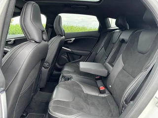 Volvo V40 Volvo V40 1.5 T3 Polar+ Sport | Harman/Kardon | Panoramadak | Keyless entry | Stoelverwarming | Park.Camera | Automaat | - afbeelding nr 2