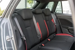 Škoda Kamiq Skoda Kamiq 1.0 TSI 116PK DSG Monte Carlo FULL LED PANO ACC - afbeelding nr 16