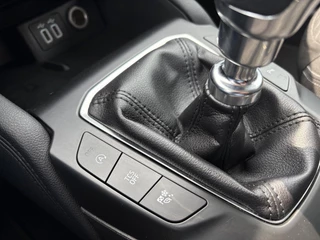 Ford Focus Ford Focus Wagon 1.0 EcoBoost Titanium Wagon | Winter Pack | Adaptive cruise control | Camera | Navigatie | 17 inch | Reservewiel - afbeelding nr 20