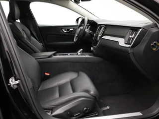 Volvo V60 Volvo V60 B3 AUT(8) INSCRIPTION SCHUIFDAK HARMAN KARDON ACC BLIS TREKHAAK - afbeelding nr 36