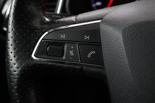 SEAT Leon SEAT Leon 1.4 TSI FR | Panoramadak | Stoelverwarming |  Carplay | Sfeerverlichting | Navigatie | Leder/Alcantara | SEAT Sound | Climate control | Full LED | Parkeerhulp | Cruise control - afbeelding nr 14