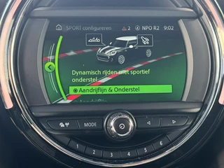 MINI Cooper Mini Mini 1.5 Cooper Chili John Cooper Works Package Cruise Control Climate control Elektrisch panorama dak Harman Kardon - afbeelding nr 33